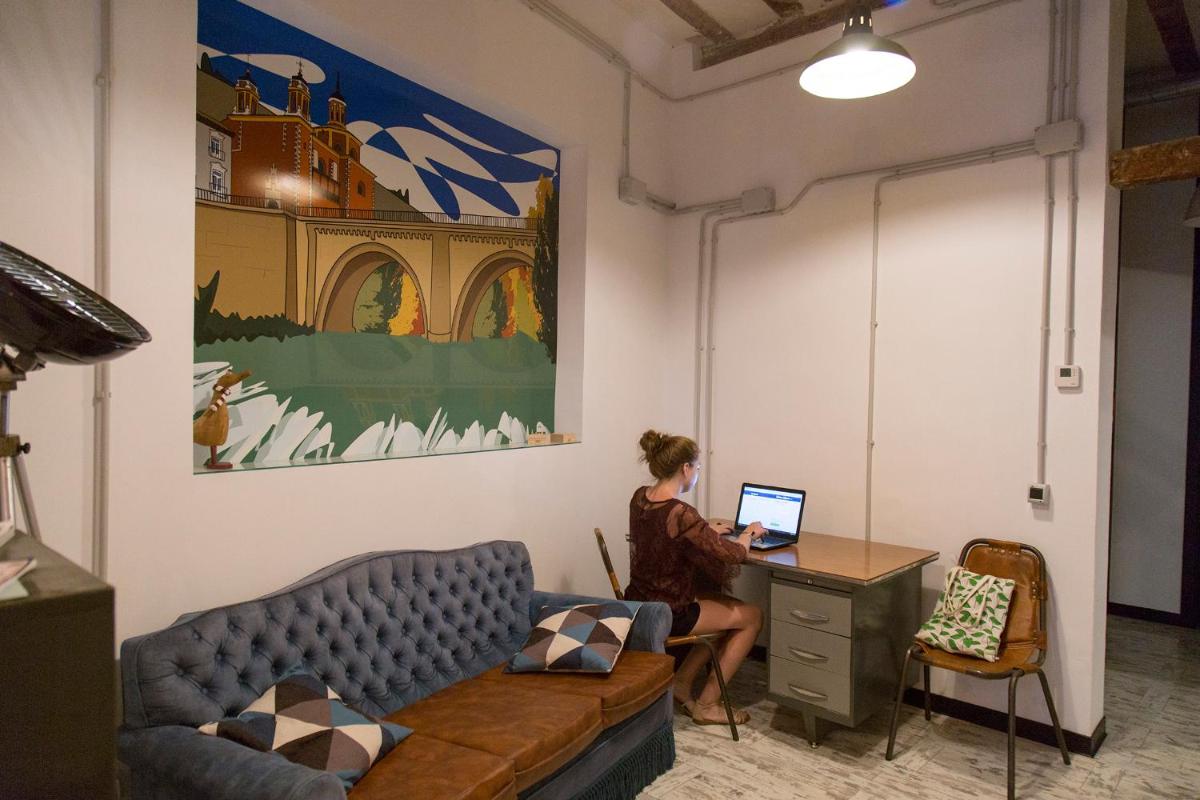 Green River Hostel - Housity