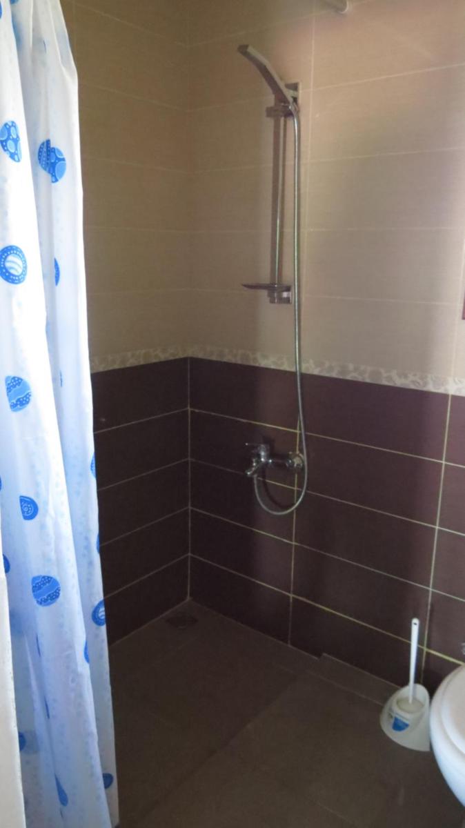 Elausa Hotel & Restaurant - Housity