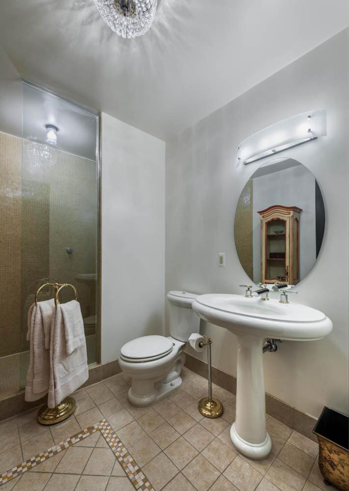 The Inn at 97 Winder - Housity