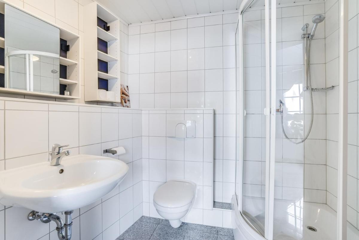 Nurburgring Rooms Pinocchio - Housity