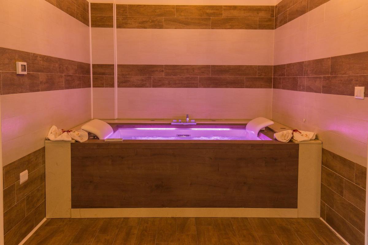 Il Semaforo Sila Hotel - Housity