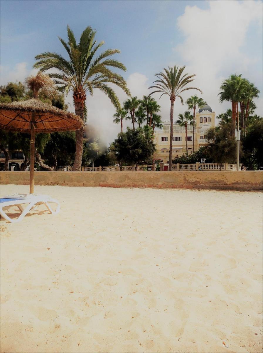 Playa de o cerca de este hotel