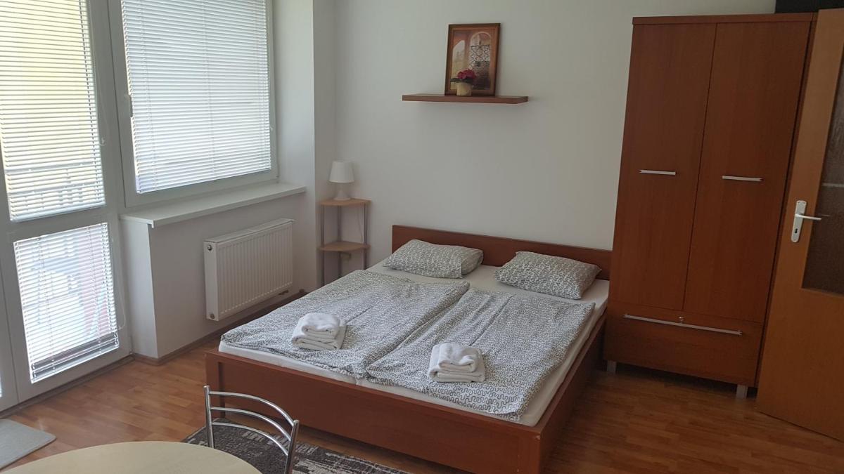 Golem Tatranská Štrba - Housity