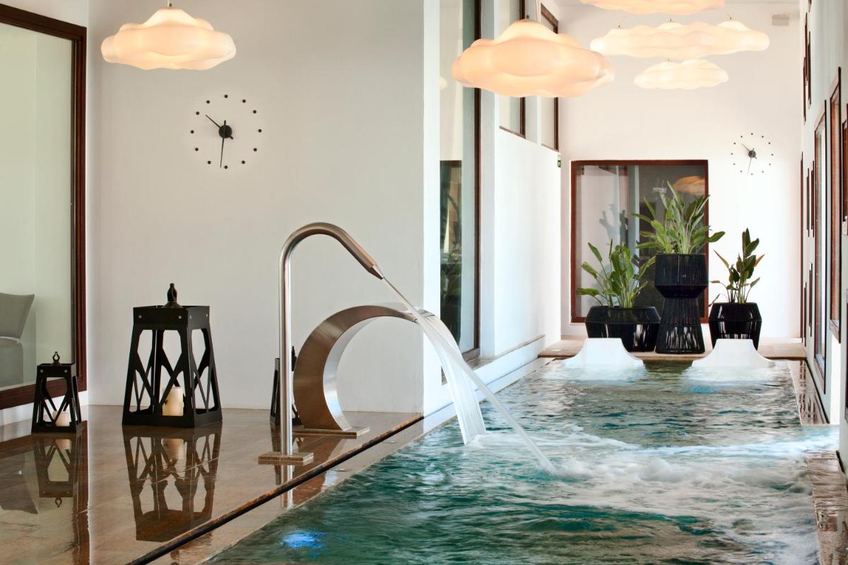 Piscina en o cerca de Grand Palladium Select Palace Ibiza - All Inclusive