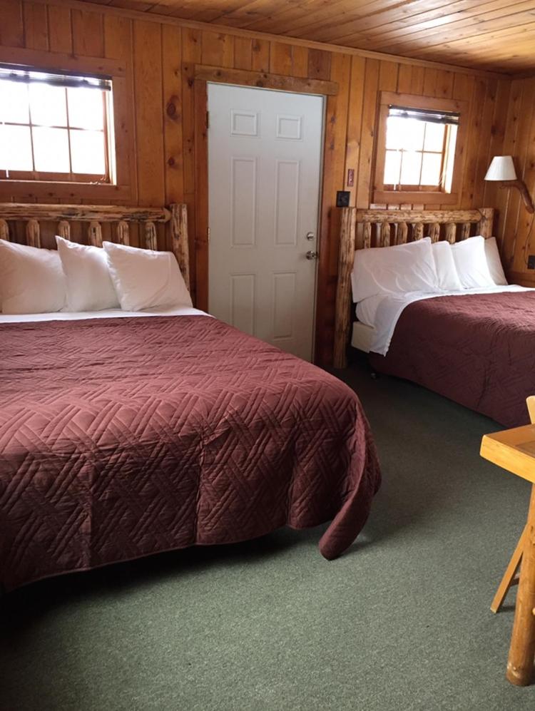 Yellowstone cabins and rv - Housity