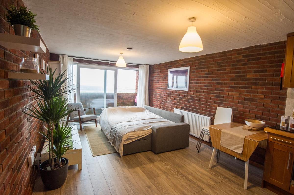 South Fistral View Apartment - Housity