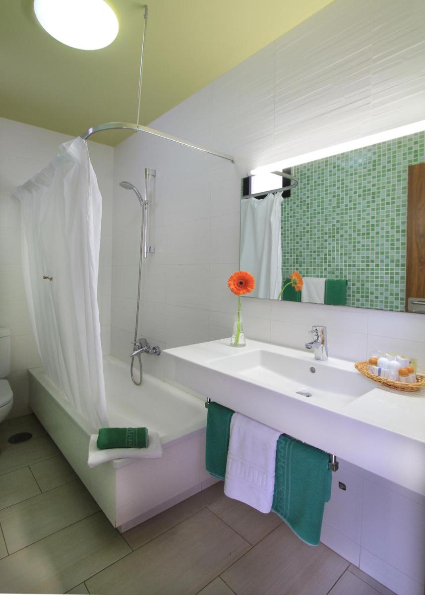 Udalla Park - Hotel & Apartamentos - Housity