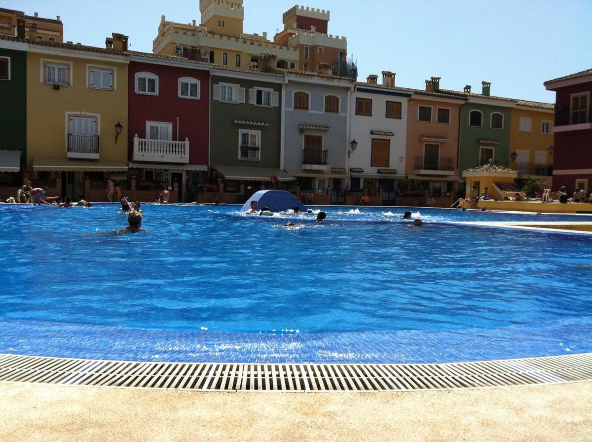 First line apartment - Housity