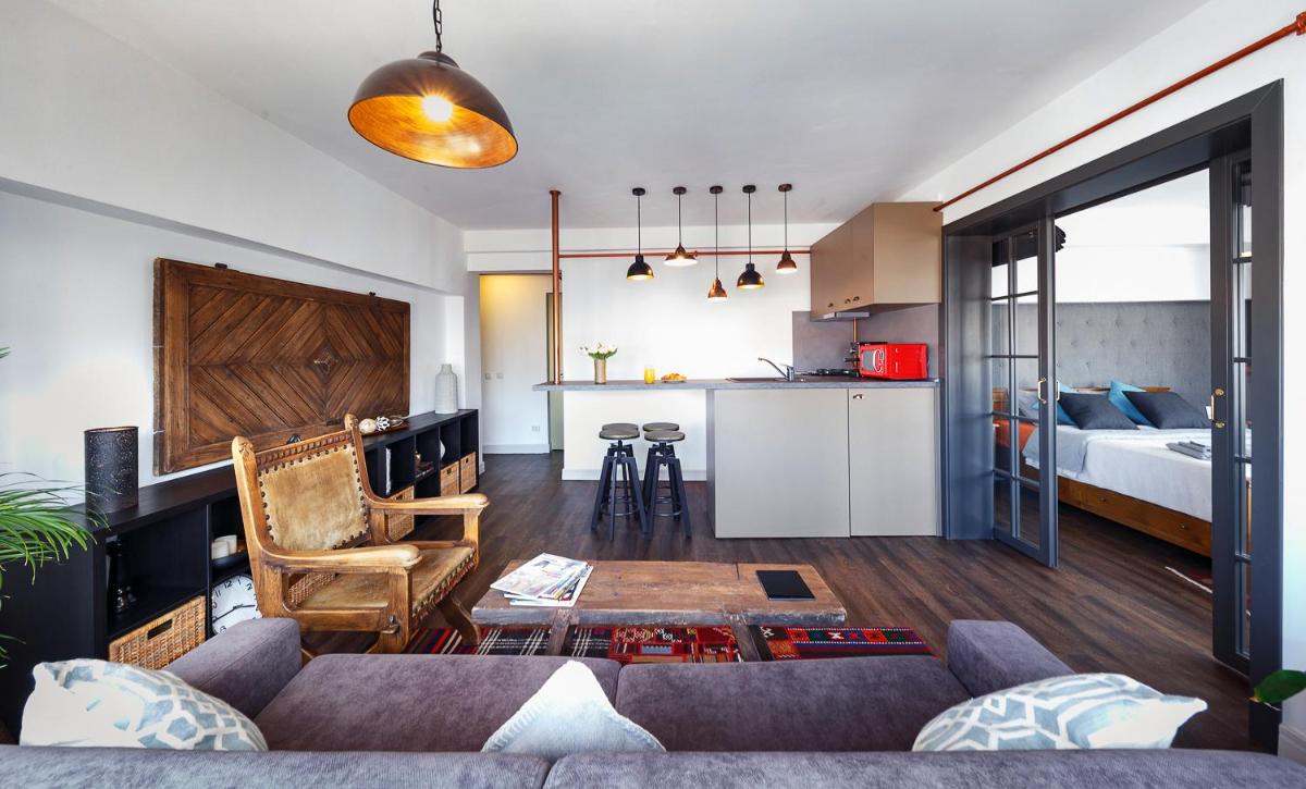 Bohemian Old Town Boutique Apartment - Housity