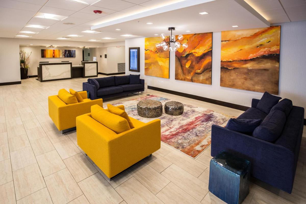 Wyndham Chicago O'Hare - Housity