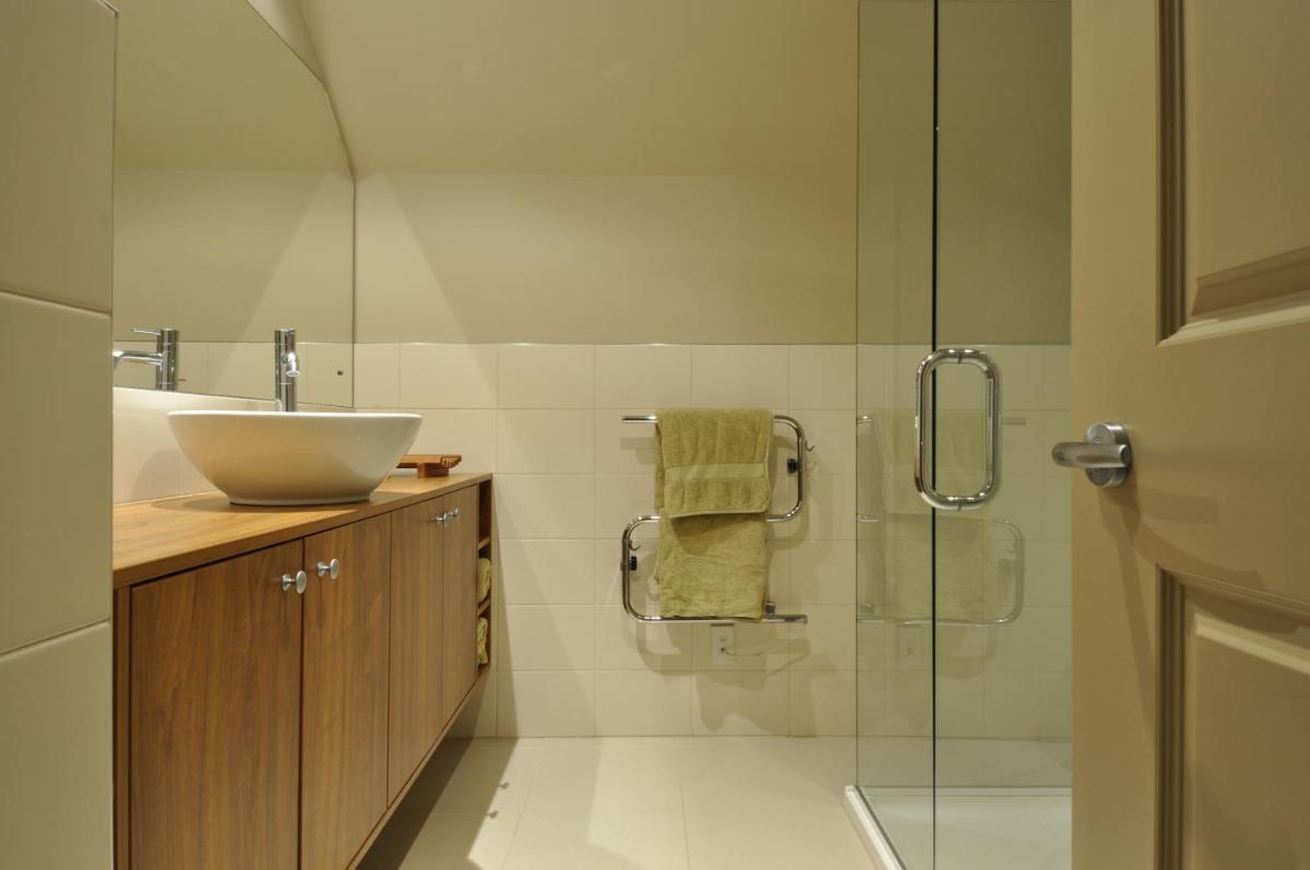 Suitetrails - Lansdown Villa Apartments