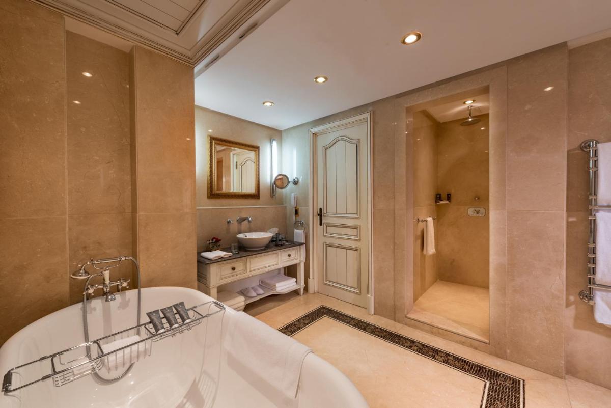 Michlifen Resort & Golf - Housity