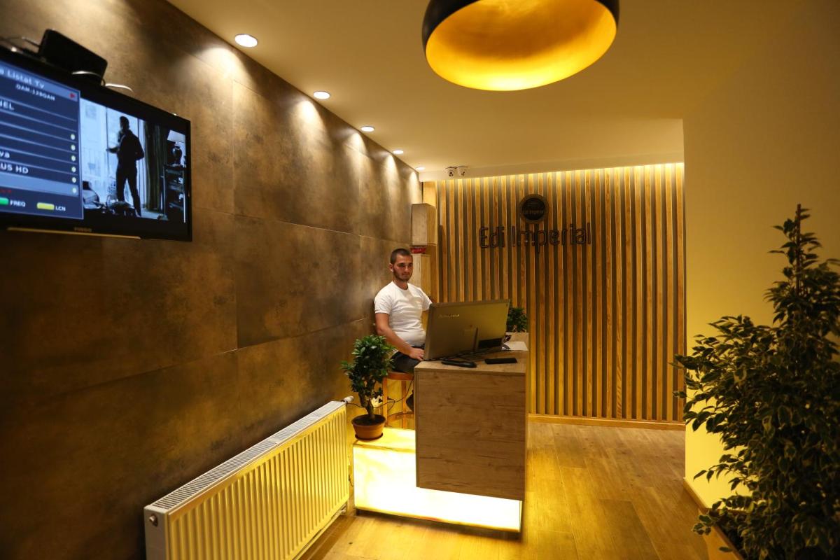 Hotel Edi Imperial - Housity