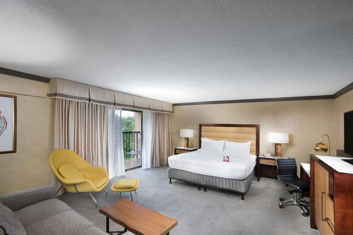 Crowne Plaza Resort Asheville by IHG - Housity