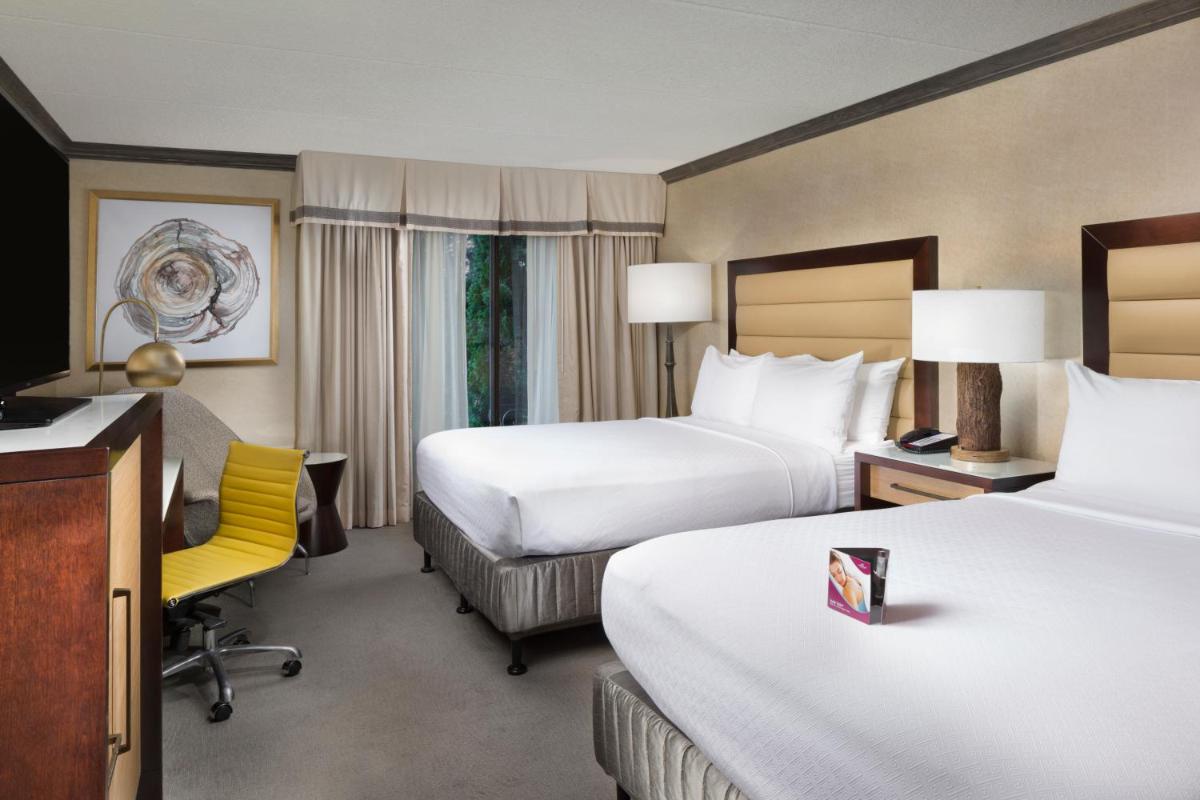 Crowne Plaza Resort Asheville by IHG - Housity