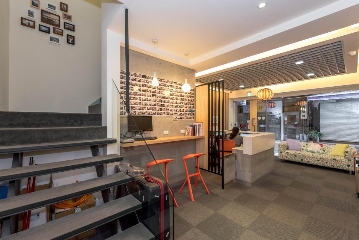 Suitetrails - ColorMix Hotel & Hostel