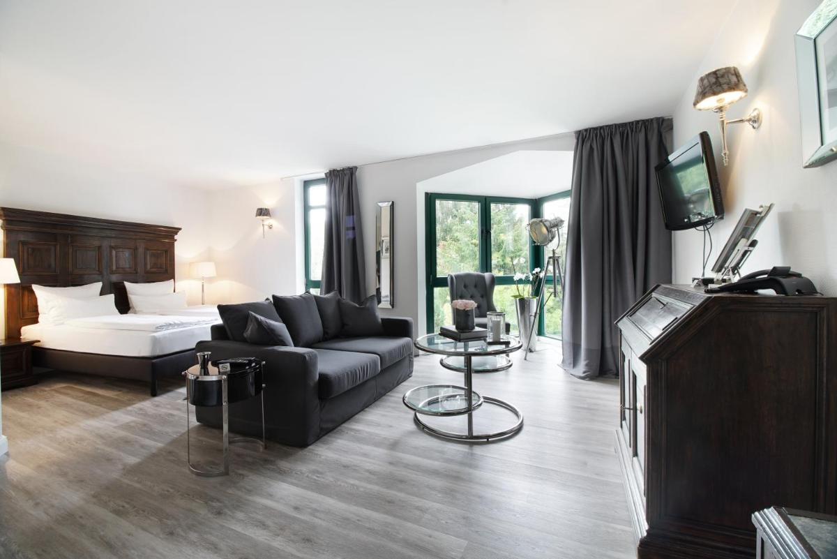 Höhen Hotel Viersen - Housity