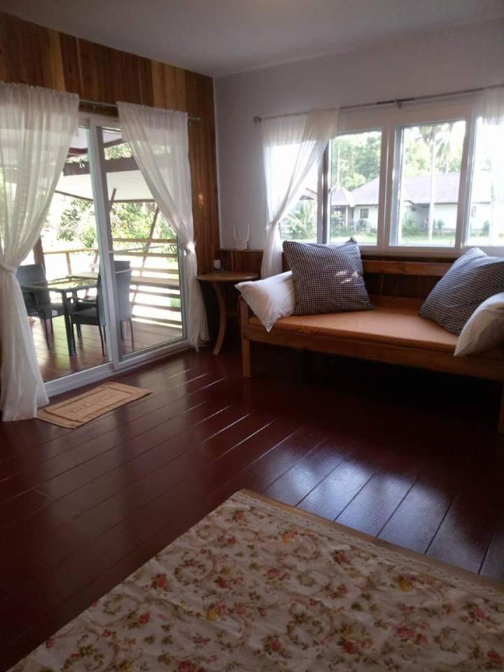Boons Bungalow Ban Krut - Housity
