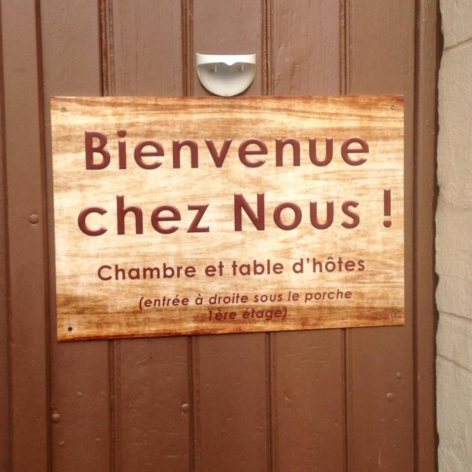Bienvenue Chez Nous - Housity