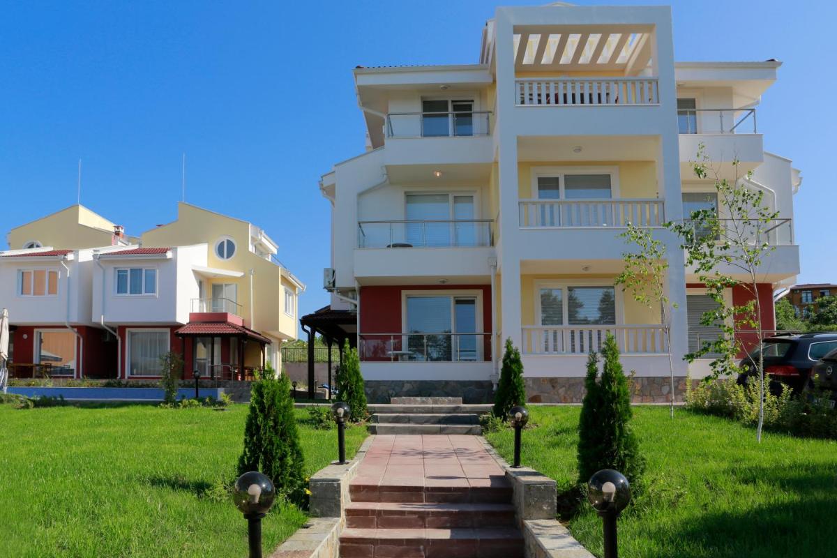 St. Stefan Villas & Hotel - Housity