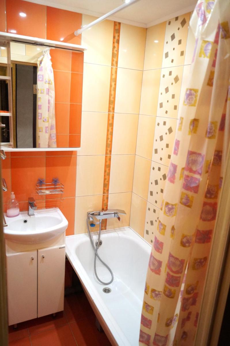 Suitetrails - Apartment on Leyteyzena 1/4