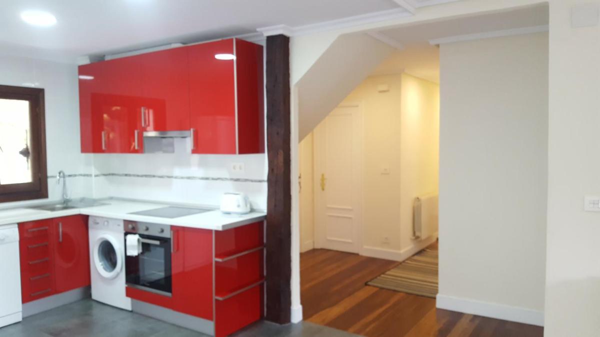 Mundaka Sea Flat - Housity