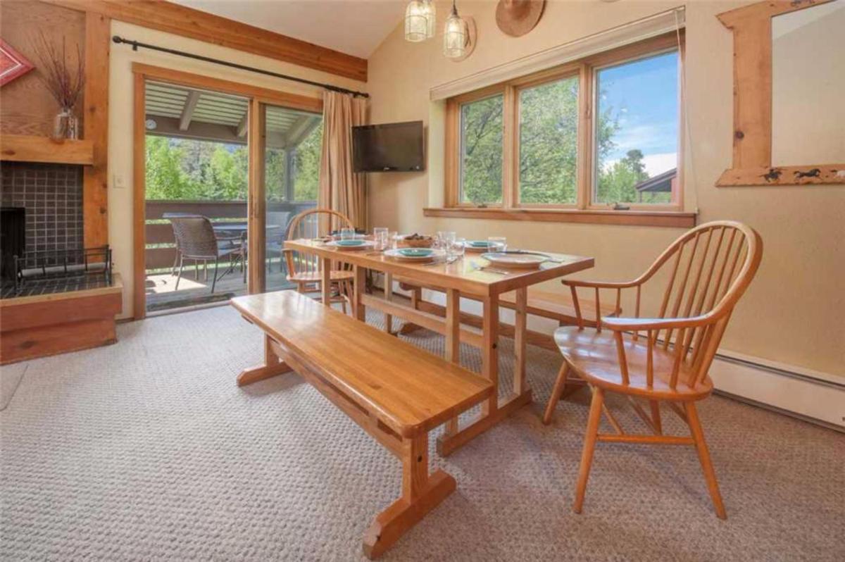 JHRL - Mtn Alder 824, A cozy 2 bedroom condominium located in The Aspens - Housity