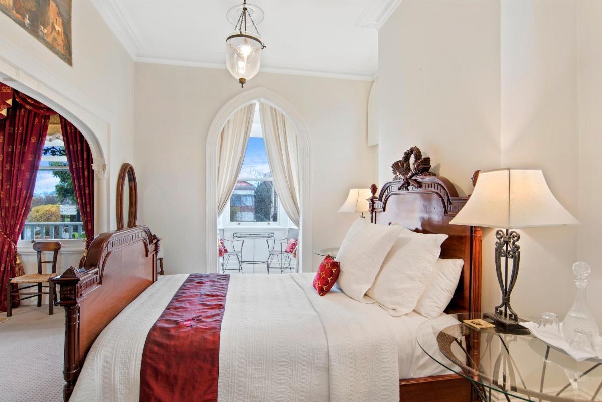 Captains Retreat Apartments and Cottages - Housity