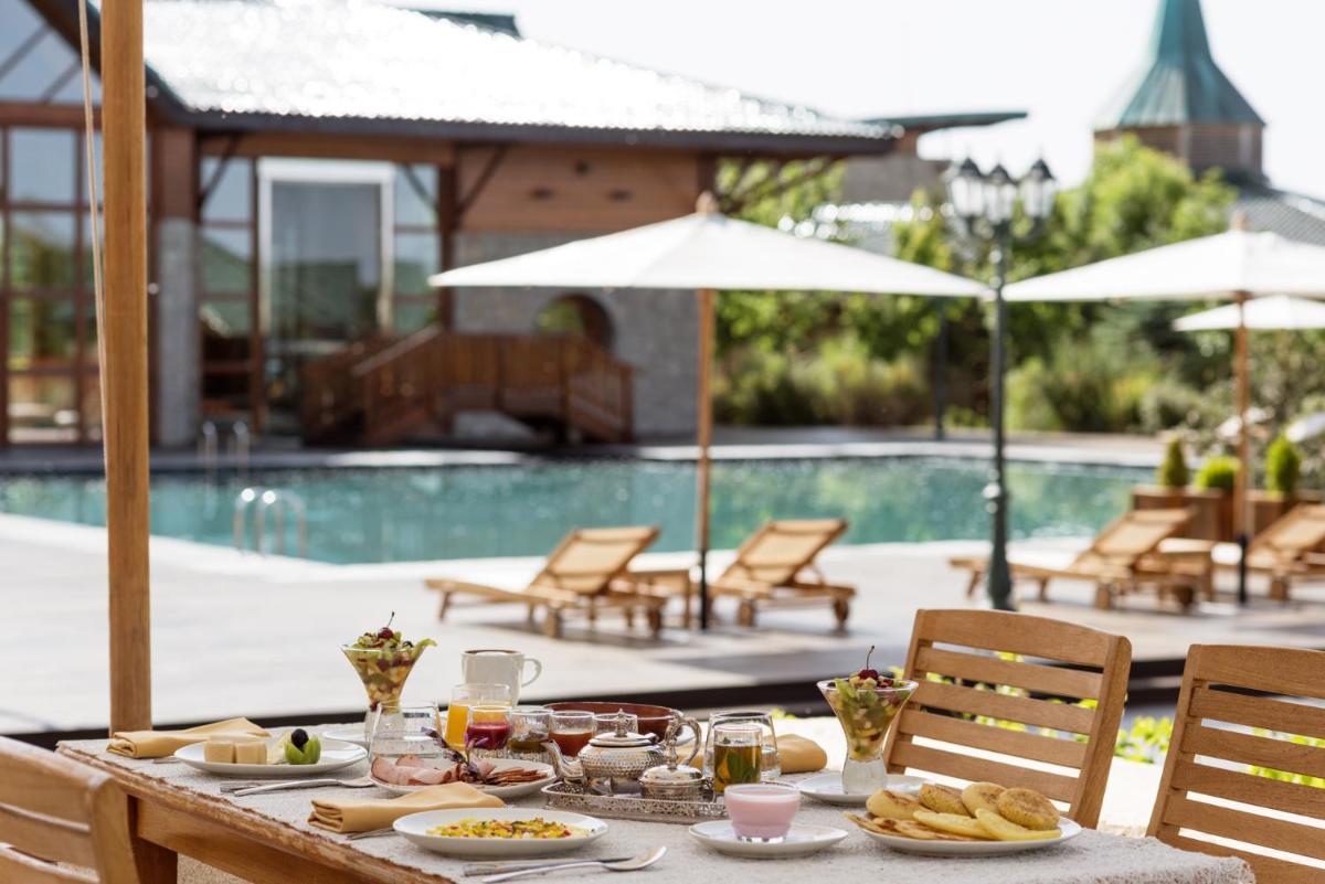Suitetrails - Michlifen Resort & Golf
