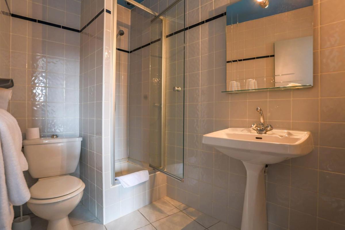 Hotel du Commerce - Housity