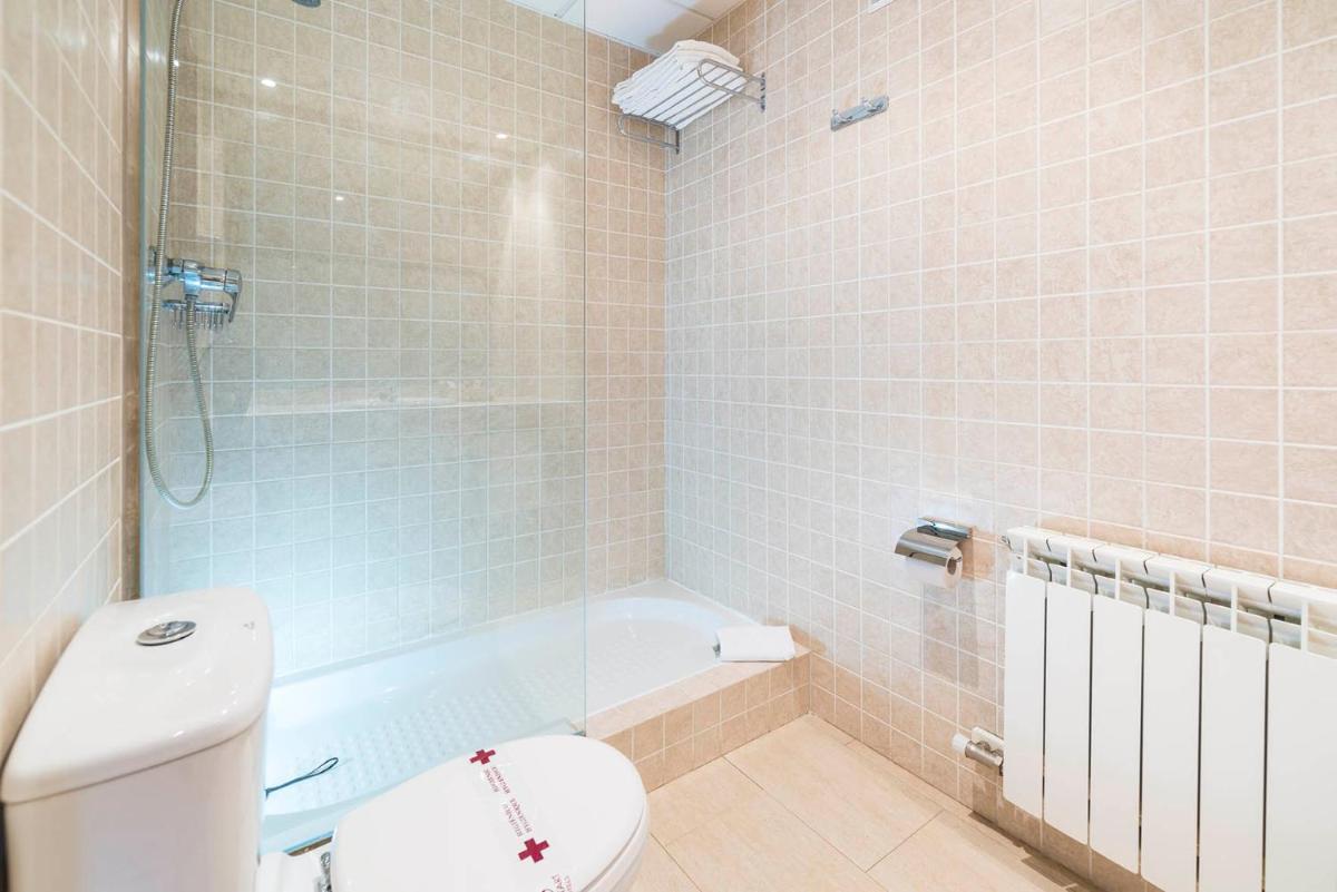 Un baño de Guitart La Molina Aparthotel & Spa