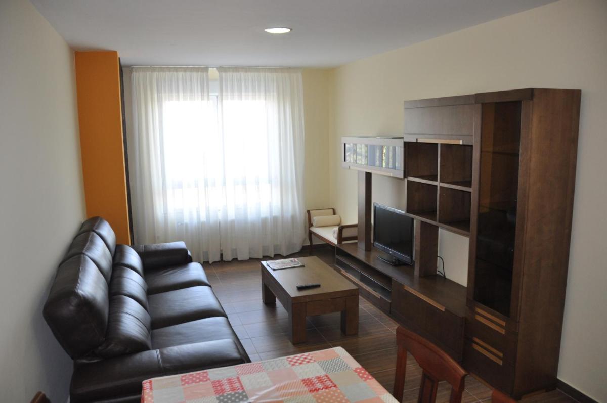 Hotel de Alba - Housity