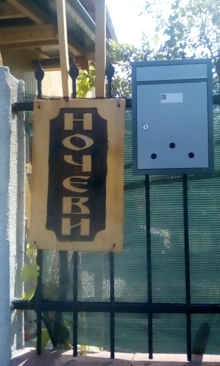 Nochevi Guesthouse - Housity