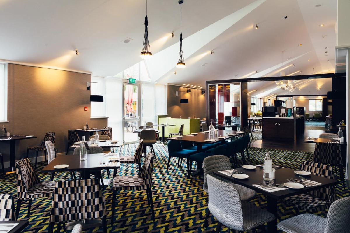 Novotel Stevenage - Housity