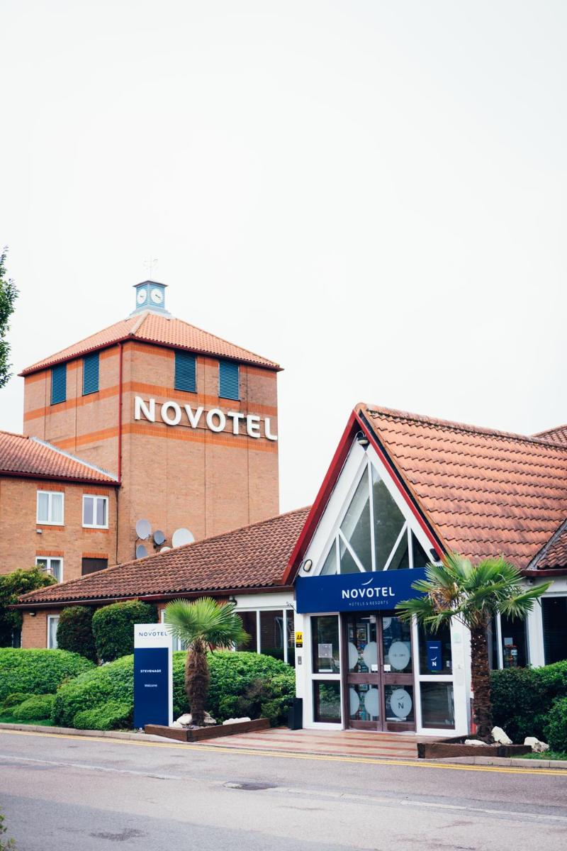 Novotel Stevenage - Housity