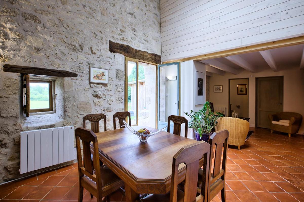 La Grange d'Oustaud - Housity