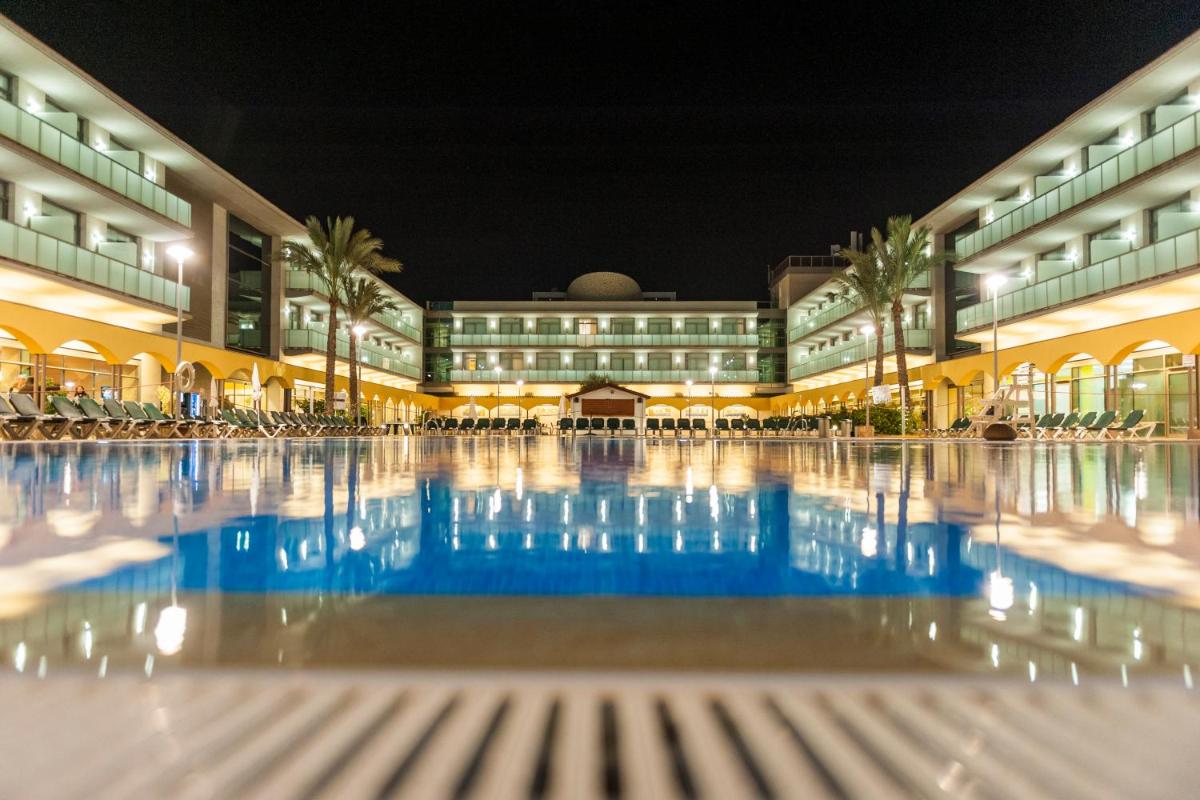 Hotel Mediterraneo - Housity