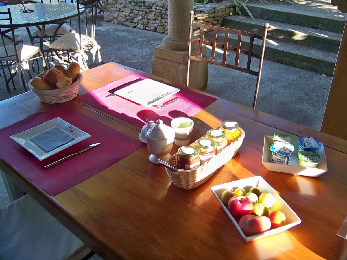 Gite "Sous les pins de Nages" - Housity