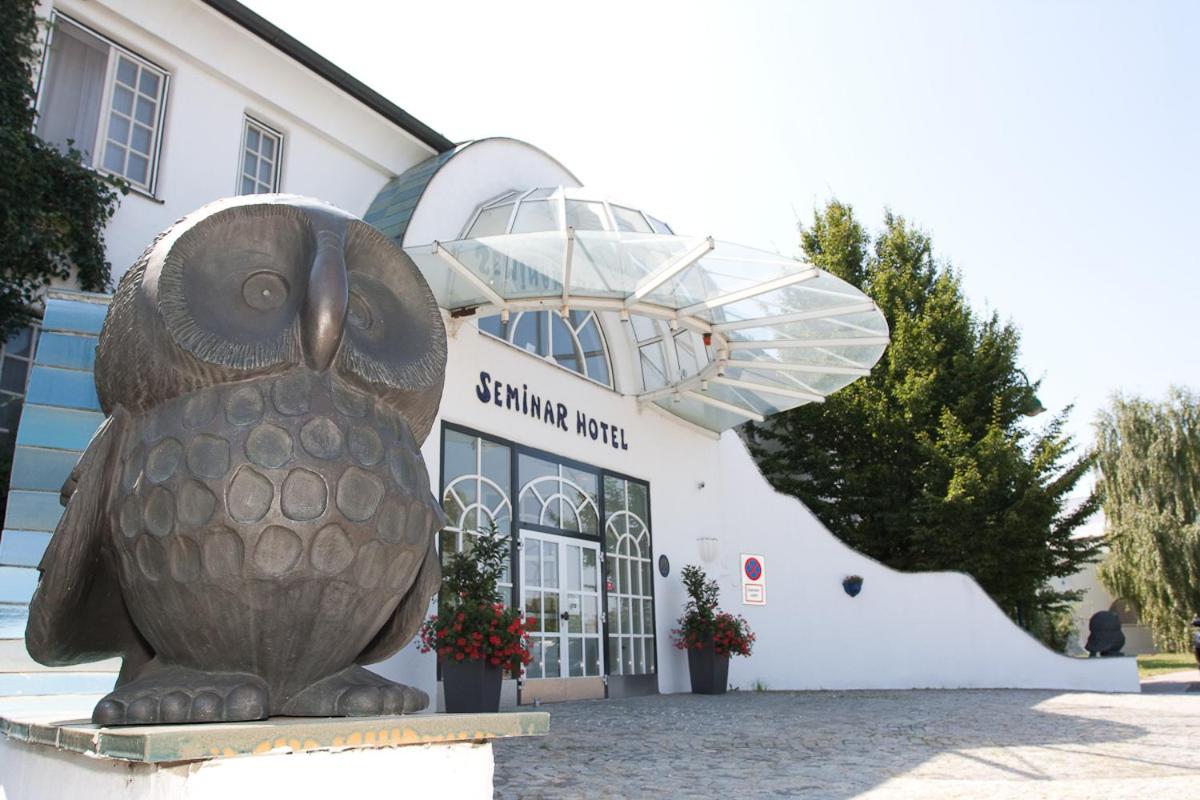 Seminarhotel Göttlesbrunn - Housity