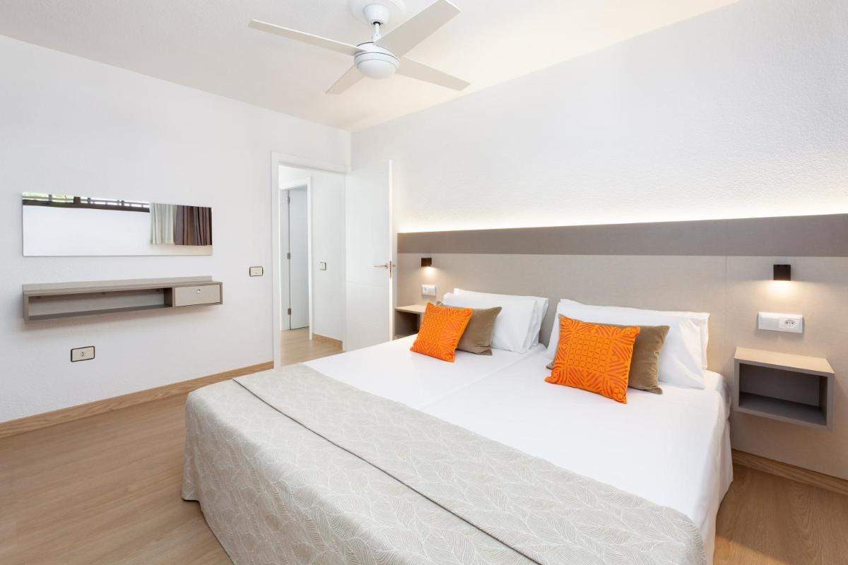 Aguamar Apartamentos, Los Cristianos Downtown - Housity