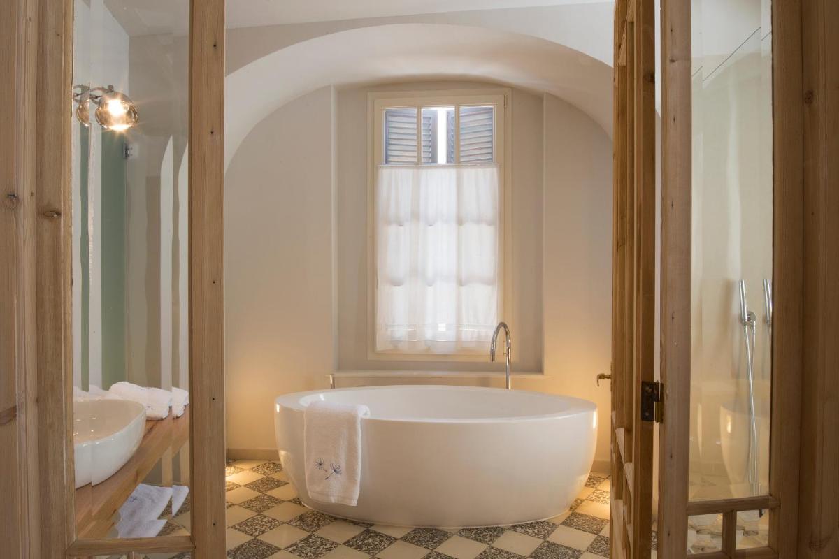 Un baño de Jardí de Ses Bruixes Boutique Hotel