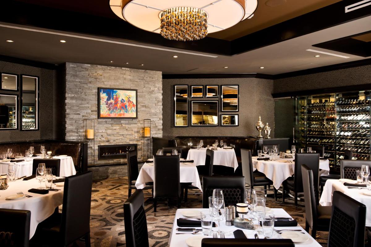 Saratoga Casino Hotel - Housity