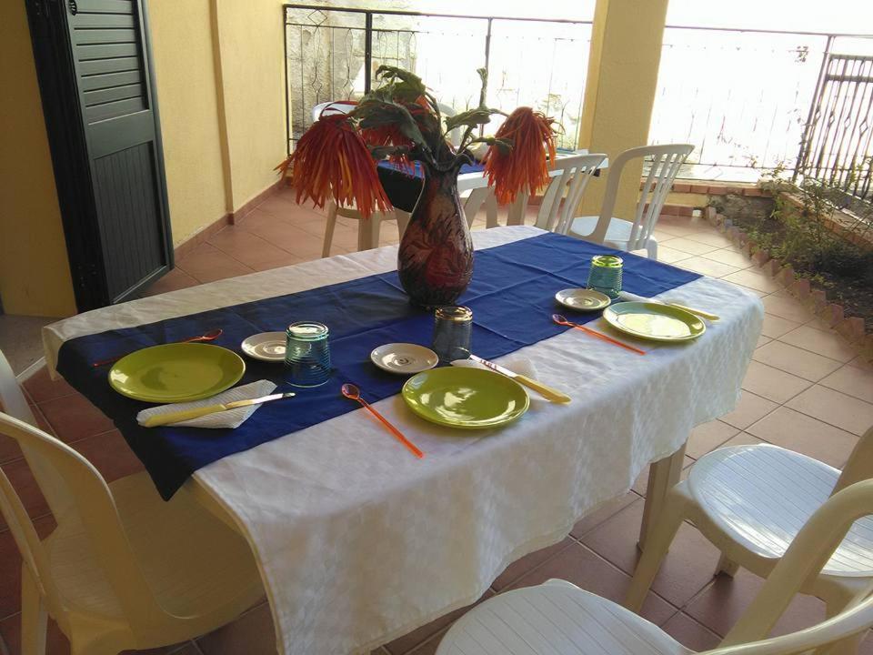 La Casa Gialla - Housity