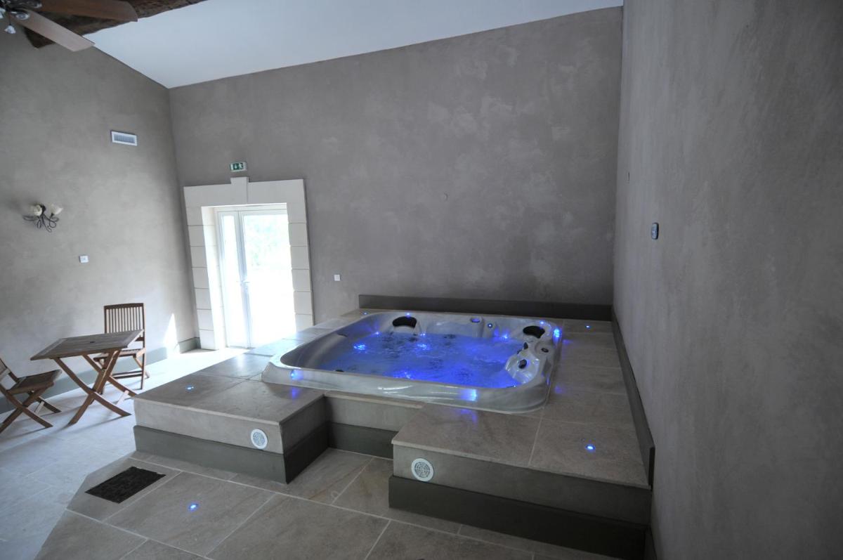 Domaine du Grand Malherbes - Housity