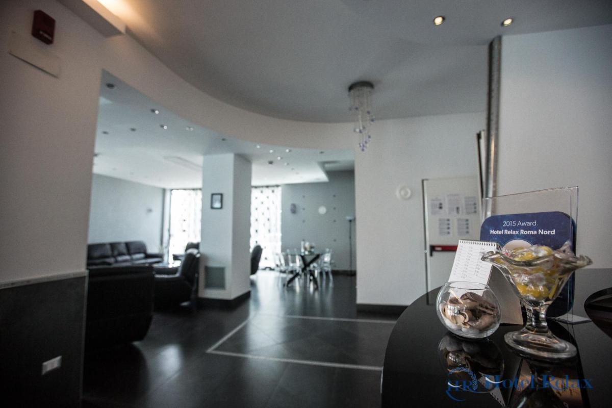 Hotel Relax Roma Nord - Housity