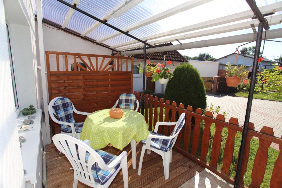 Ferienwohnung in Bodden & Ostsee nähe - Housity