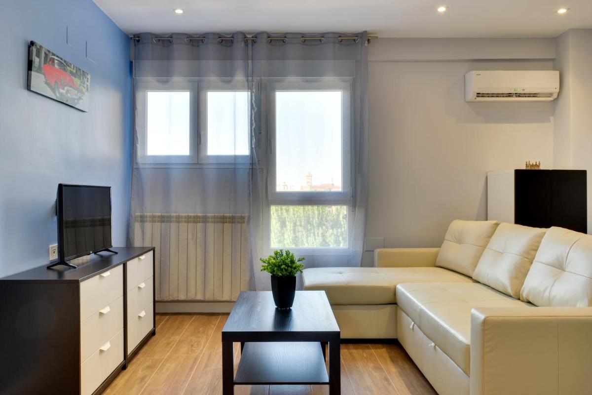 Apartamentos San Lázaro - Housity