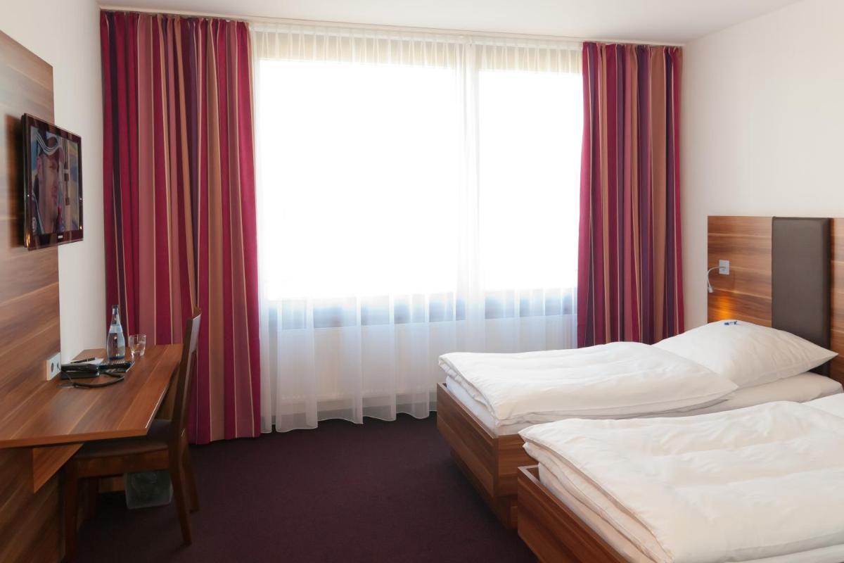 Hotel Sentio - Housity