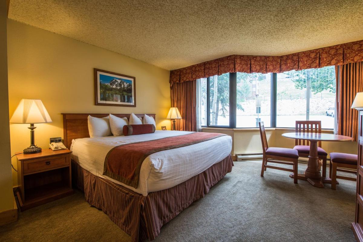 The Grand Lodge Hotel and Suites - Housity