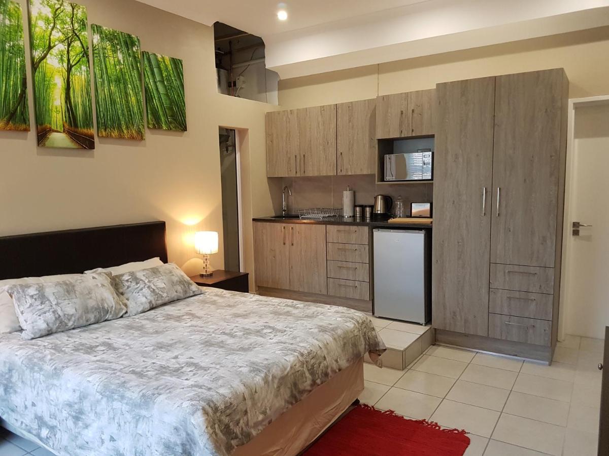 Studio on Bourdeaux - Housity